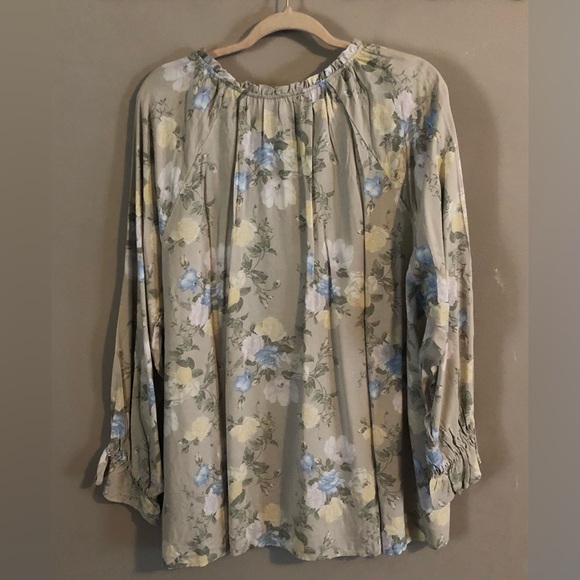 C&C California Blouse - Picture 6 of 6